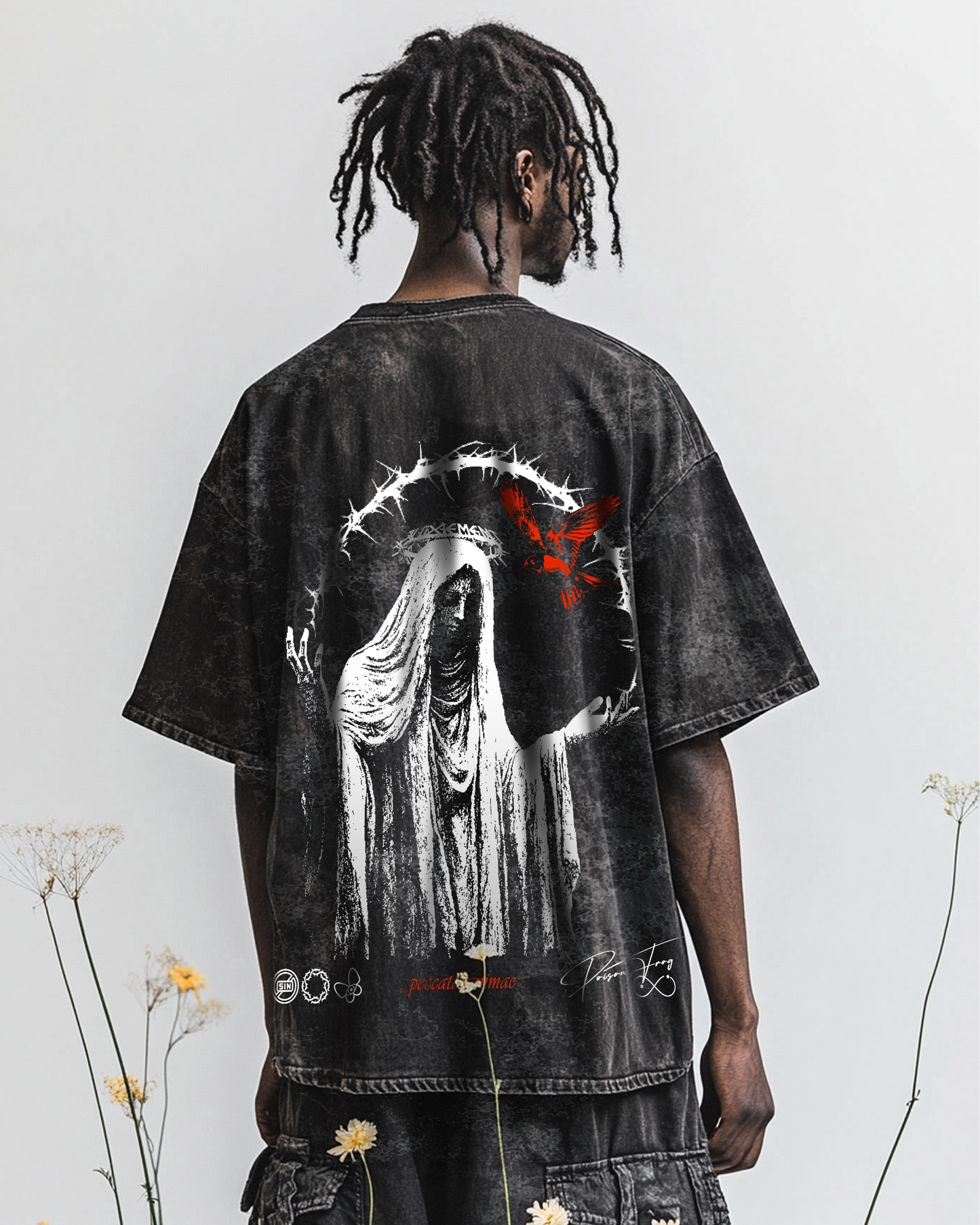 DIVINE SINNER BLACK ACIDWASHED OVERSIZED TEE